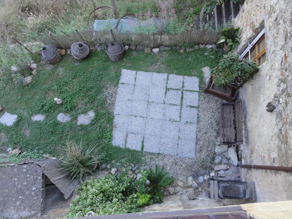 Vila Il Merlo Della Rocca Imperia Pokoj fotografie