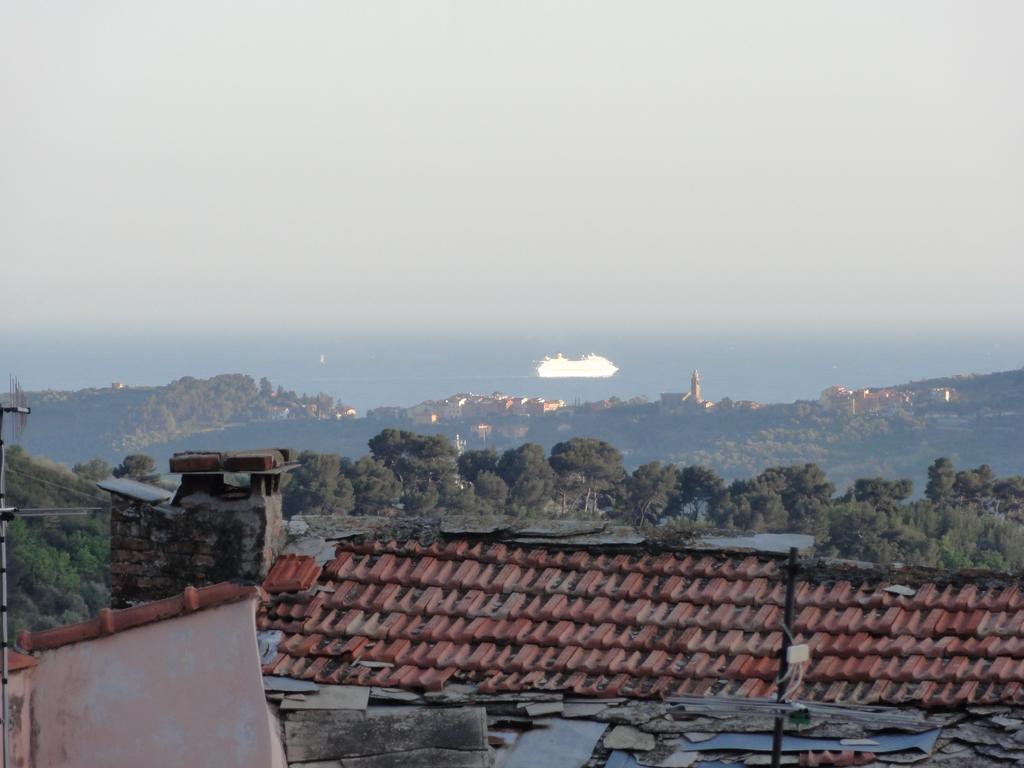 Vila Il Merlo Della Rocca Imperia Pokoj fotografie