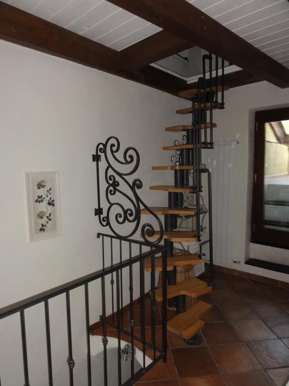 Vila Il Merlo Della Rocca Imperia Pokoj fotografie